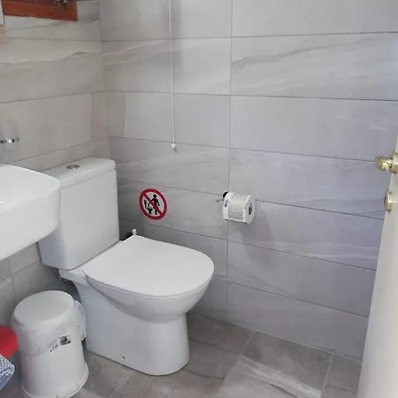 Гостевой дом Erato 2*