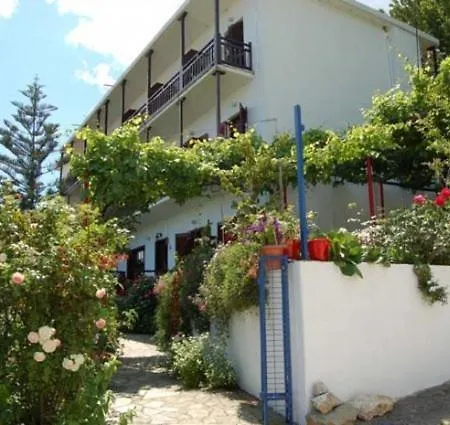 Гостевой дом Erato 2*